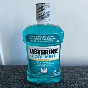 NWT Listerine Cool Mint Antiseptic Mouthwash 1.5 L